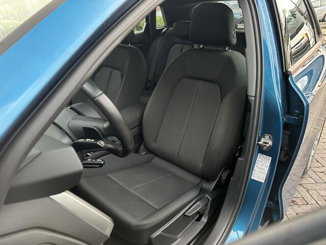 Audi A3 SPORTBACK 40 TFSI e Edition 204 PK Panoramadak Adaptive Cruise LED DAB+