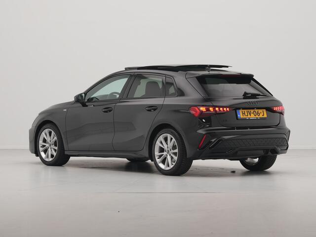 Audi A3 SPORTBACK 30 TFSI 110pk S-line Panorama Stoelverwarming Navigatie Parkasisst Acc Pdc