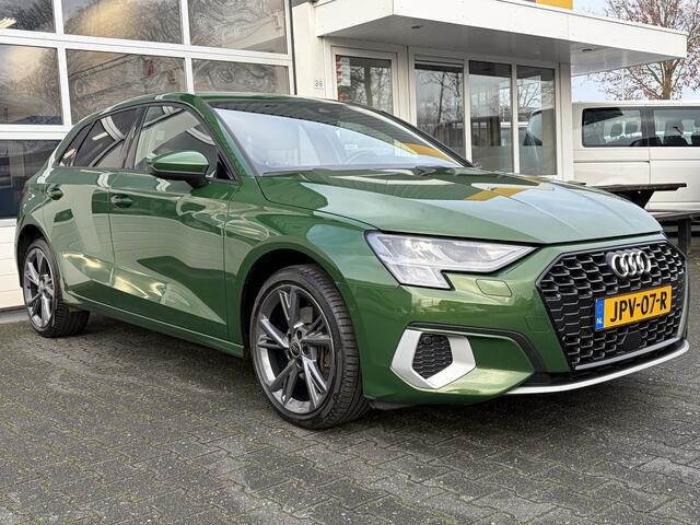 Audi A3 SPORTBACK 40 TFSI e Advanced edition Uniek: Individal lak Sonomagrün Metallic