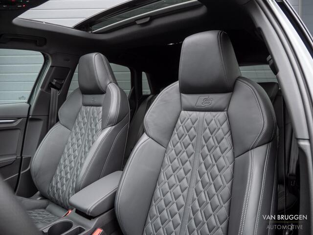 Audi A3 SPORTBACK 45 TFSI e S-Line Pano RS-Stoelen Carbon B&O