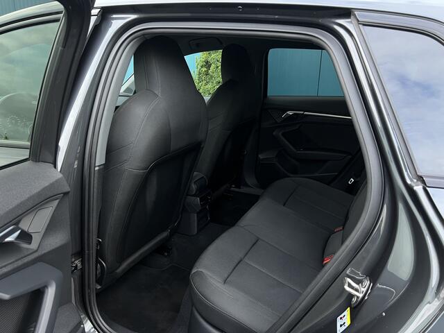 Audi A3 SPORTBACK 30 TFSI Advanced Black edition CARPLAY | MATRIX.LED | CRUISE | DIGI.DASHB | NAV | PDC | 24DKM!!