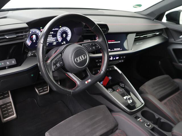 Audi A3 SPORTBACK 35 TFSI S edition | 150 PK | Automaat | Panoramadak | B&O Premium soundsystem | Stoelverwarming | S line |