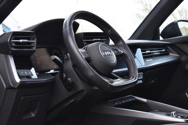 Audi A3 SPORTBACK 35 TFSI S edition Pano Kuip Lane B&O Trekhaak Leder