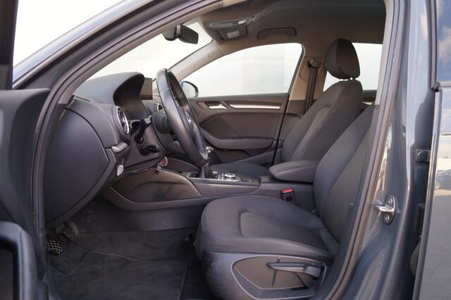 Audi A3 SPORTBACK 1.6 TDI 115pk Pro Line -NAVI-ECC-PDC-!