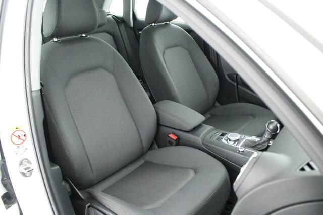 Audi A3 SPORTBACK 1.4 e-tron 204pk Sport Pro Line plus Stoelverwarming Keyless Adaptive Cruise Led Navigatie