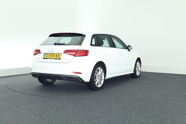 Audi A3 SPORTBACK 1.4 e-tron 204pk Sport Pro Line plus Stoelverwarming Keyless Adaptive Cruise Led Navigatie
