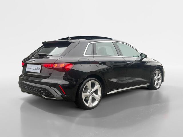 Audi A3 SPORTBACK 35 TFSI S edition | 3X S Line | Schuif-Kantel Dak | Sportstoelen | SONOS | Camera | Stoelverwarming | Apple Carplay | Adaptief Cruise Control | Climate Control