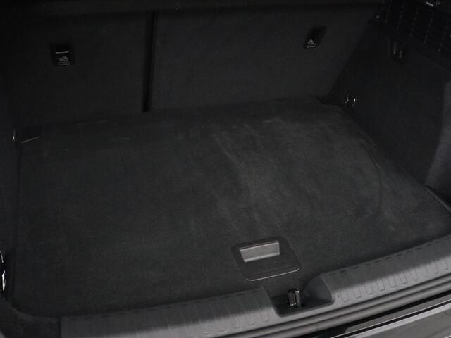 Audi A3 SPORTBACK 40 TFSIe Business edition | Adaptive cruise | Sportstoelen | Carplay | Virtual Cockpit | Audi Sound | Climate control | Navigatie | Full LED | PHEV | Plug In