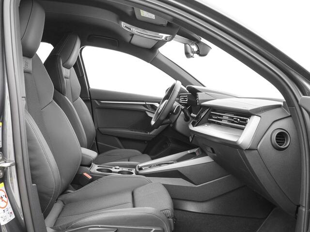 Audi A3 SPORTBACK 40 TFSIe S-tronic 204pk S Edition · Camera · Parkeerassistent · Zwart Optiek Pakket Plus · ACC · Stoelverwarming · Apple/Android Car Play · Garantie t/m 23-06-2029 of 100.000km