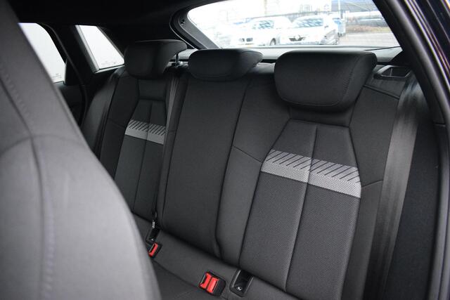 Audi A3 SPORTBACK 40 TFSI e Business edition | Apple CarPlay | LED | Sportstoelen | Climate