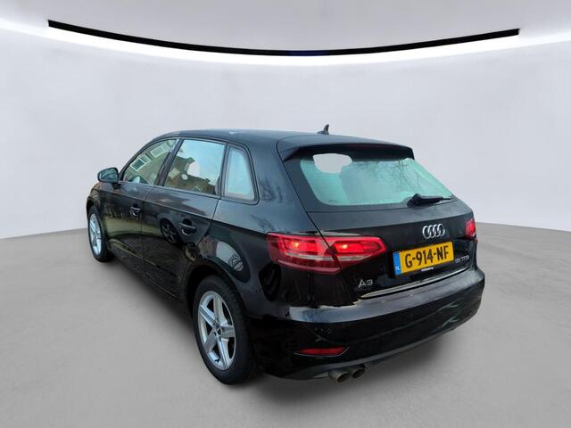 Audi A3 SPORTBACK 35 TFSI CoD Pro Line / AUTOMAAT/ PARK. SENSOREN/ CRUISE/ NAVI/ 16" LMV
