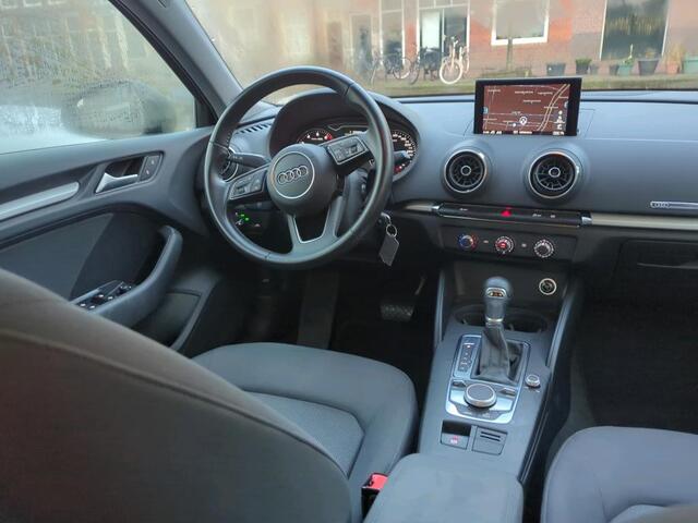 Audi A3 SPORTBACK 35 TFSI CoD Pro Line / AUTOMAAT/ PARK. SENSOREN/ CRUISE/ NAVI/ 16" LMV