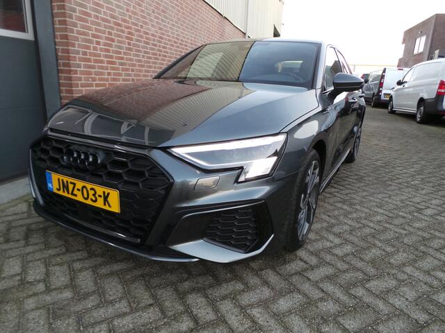 Audi A3 SPORTBACK 45 TFSI e S-Line edition Comp. Leder/Alcantara,Matrix,Stoelverw,El klep,29850 incl btw