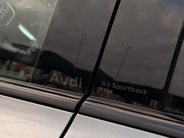 Audi A3 SPORTBACK 35 TFSI S edition | Pano | Sonos | Alcantara | Head-up | Stoelverwarming | Keyless |