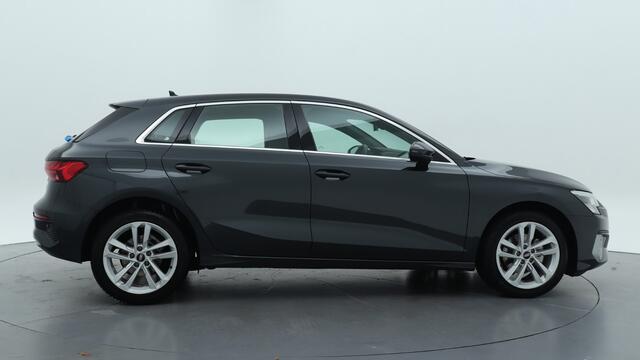 Audi A3 SPORTBACK 30 TFSI Advanced edition | Climate control | Camera | Carplay | Climate control | Camera | Carplay | 46