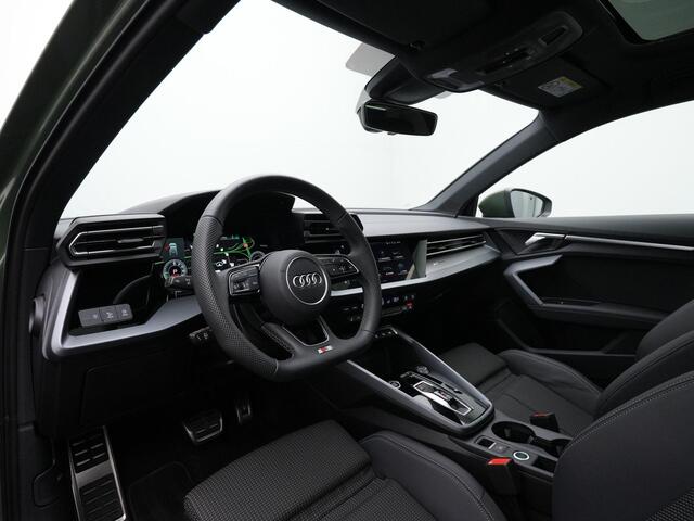 Audi A3 SPORTBACK 40 TFSI e 204 pk S edition / S-Line | Panoramadak | Adaptive Cruise | Achteruitrijcamera | Stoelverwarming