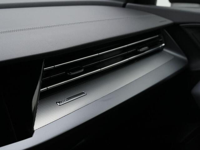 Audi A3 SPORTBACK 40 TFSI e 204 pk S edition / S-Line | Panoramadak | Achteruitrijcamera | Stoelverwarming | Adaptive Cruise
