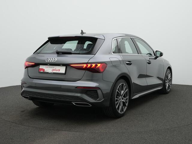 Audi A3 SPORTBACK 35 TFSI 150 pk S edition / S-Line