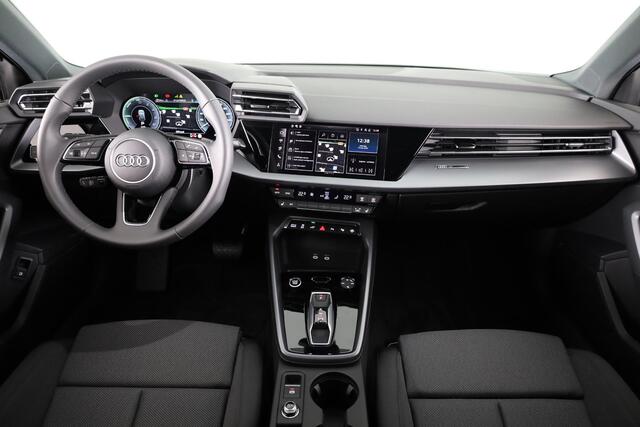 Audi A3 SPORTBACK 40 TFSI e Advanced edition 204pk | Verlengde garantie | Navigatie | Extra getint glas | Verwarmbare voorstoelen