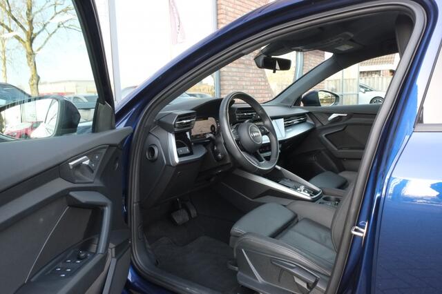 Audi A3 SPORTBACK 40 TFSI e Achteruitrijcamera, Leder