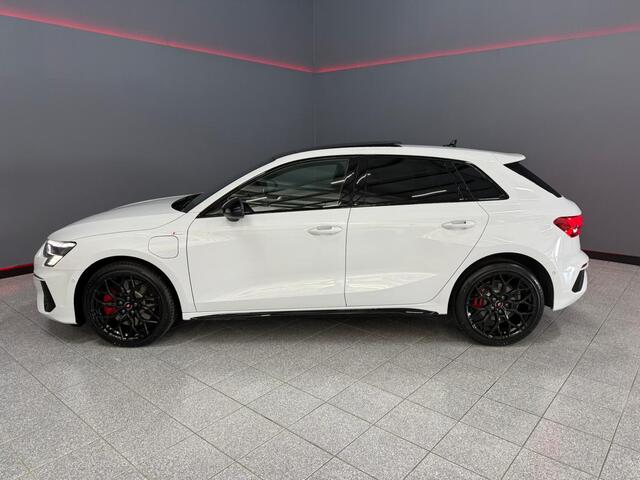 Audi A3 SPORTBACK 45 TFSI e S edition Competition Pano|Camera|CarPlay