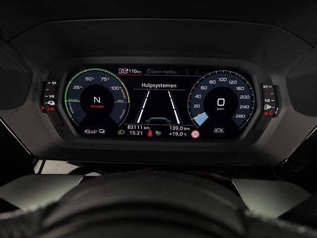 Audi A3 SPORTBACK 45 TFSI e S edition Competition 245pk | Ambient Lighting | Afgevlakt stuur | Audi soundsystem | Parkeerhulp V+A