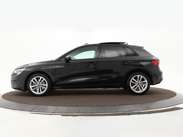 Audi A3 SPORTBACK 40 TFSIe 204pk S-tronic Advanced Edition · Panoramadak · Camera · B&O Audio · Apple/Android Car Play · Navigatie · 17'' Inch ·