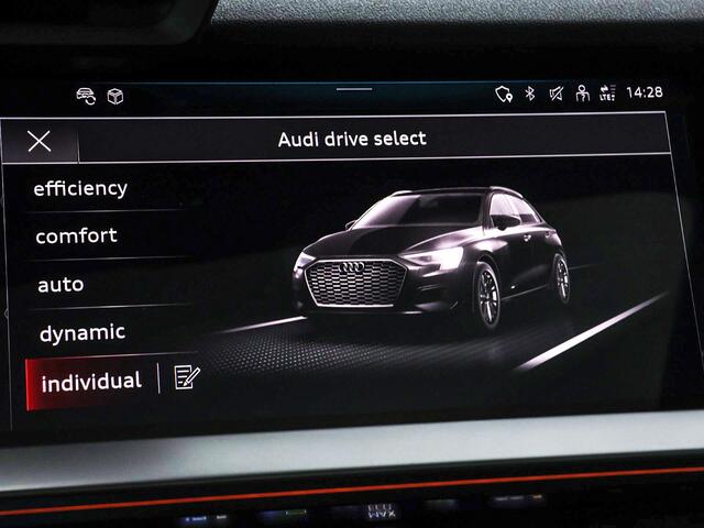 Audi A3 SPORTBACK 40 TFSIe 204pk S-tronic · Panoramadak · Camera · B&O Audio · Elek. Achterklep · Apple/Android Car Play · 18'' Inch · Garantie t/m 13-05-2026 of 100.000km