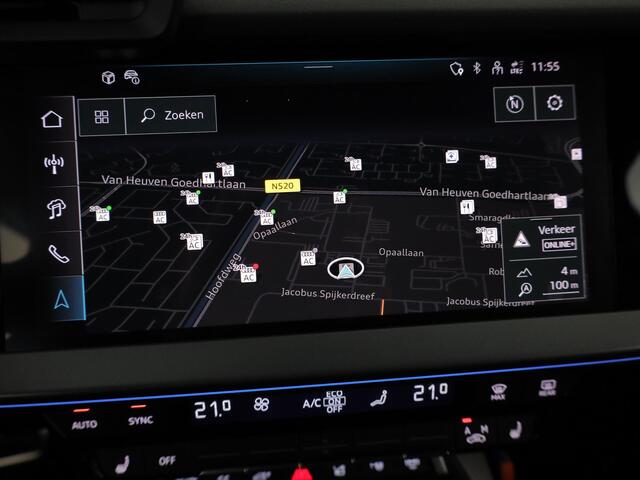 Audi A3 SPORTBACK 45 TFSI e S edition Competition 272 pk S-tronic | Verlengde garantie | Navigatie | Parkeersensoren (Park assist) | Achteruitrijcamera | Stoelverwarming | S-Line |