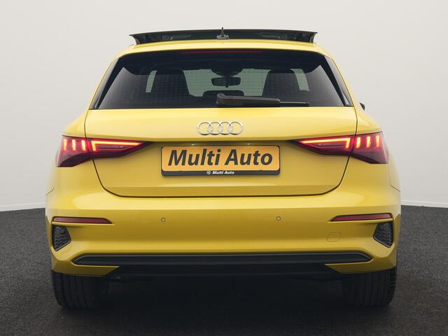 Audi A3 SPORTBACK 40 e-tron Advance Sport Plug In Hybrid 204pk Dealer O.H. PHEV | Panodak | Sportstoelen Verwarmd | Matrix LED | Keyless | Blis | Virtual Cockpit | Navigatie | DAB | Cruise Control |