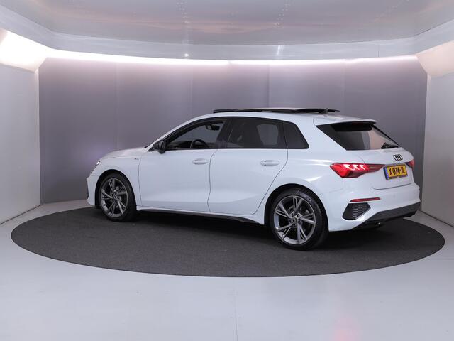 Audi A3 SPORTBACK 30 TFSI S edition 110 pk S-tronic | Verlengde garantie | Navigatie | Panoramadak | Parkeersensoren achter | Stoelverwarming | S-Line |