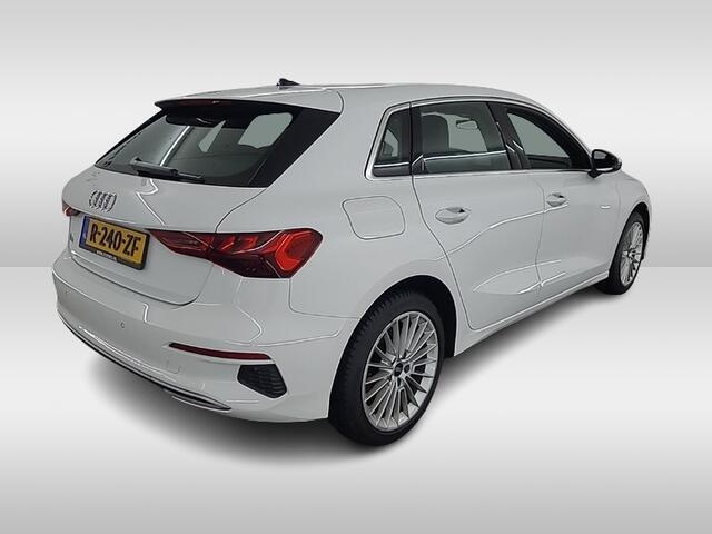 Audi A3 SPORTBACK 30 TFSI Advanced edition 1e-Eig. & Dealer-Onderh. BOVAG-Garantie. NL-Auto.