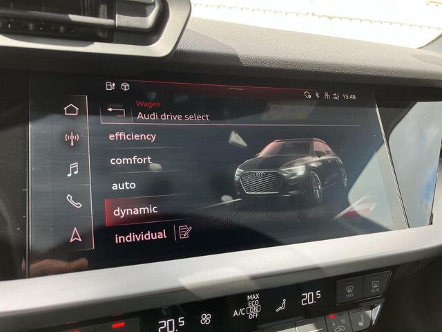 Audi A3 SPORTBACK 40 TFSIe 150kW/204PK · Leder · Camera · Apple/Android Car Play · Elektrische stoelverstelling · Navigatie · Stoelverwarming ·