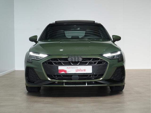 Audi A3 SPORTBACK 40 TFSI e S edition 204 pk PHEV Panoramadak | Zwart optiek | Carplay |