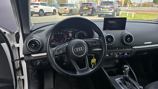 Audi A3 SPORTBACK 1.0 TFSI Pro Line | Automaat | Stoelverwarming | Navi | S-line | Lage Km's! | PDC