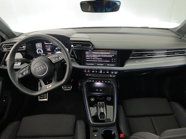 Audi A3 SPORTBACK 40 TFSI e S edition 204 pk S-tronic | Verlengde garantie | Navigatie | Parkeersensoren (Park assist) | Achteruitrijcamera | Adaptieve cruise control | Stoelverwarming | S-Line |