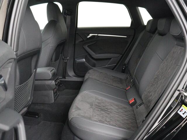 Audi A3 SPORTBACK 2.0 TFSI S3 quattro | Adaptive cruise | Bang & Olufsen | Matrix LED | Leder/Alcantara | Park Assist | Stoelverwarming | Virtual Cockpit | Carplay | Navigatie | Sportstoelen | Climate control