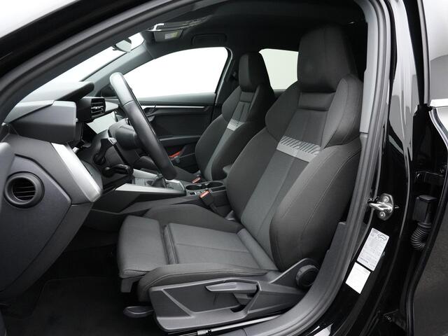 Audi A3 SPORTBACK 35 TFSI 150 pk S-tronic Advanced edition | Stoelverwarming | Achteruitrijcamera | Adaptive Cruise | Carplay