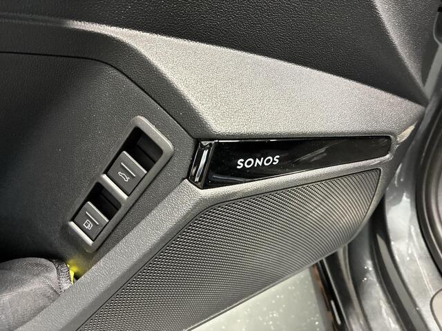 Audi A3 SPORTBACK 45 TFSIe 272pk S-tronic S edition Competition · Camera · Sonos Audio · Elektrische stoelverstelling · Keyless · Apple/Android Car Play · Stoelverwarming · Afneembare Trekhaak · 17'' Inch ·