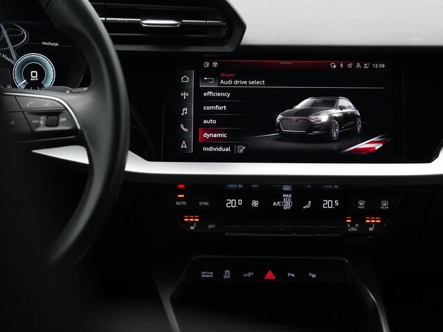 Audi A3 SPORTBACK 40 TFSI e 204 pk S-Line | Adaptive Cruise | Stoelverwarming | Navigatie | Parkeersensoren voor/achter | Carplay | Drive Select
