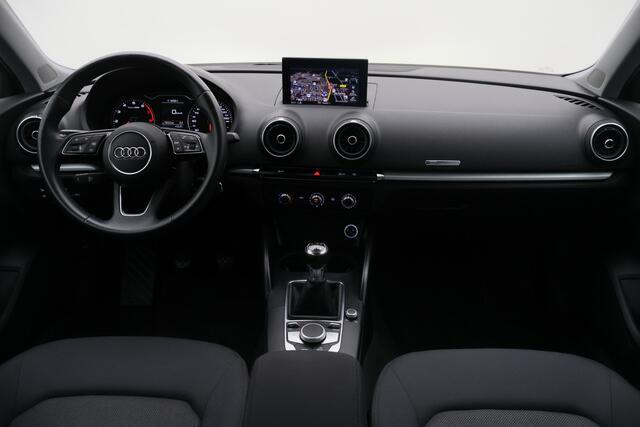Audi A3 SPORTBACK 30 TFSI Pro Line Eerste Eigenaar, 5-Deurs, Airco, Cruise, Navigatie, Bluetooth, PDC, 16''