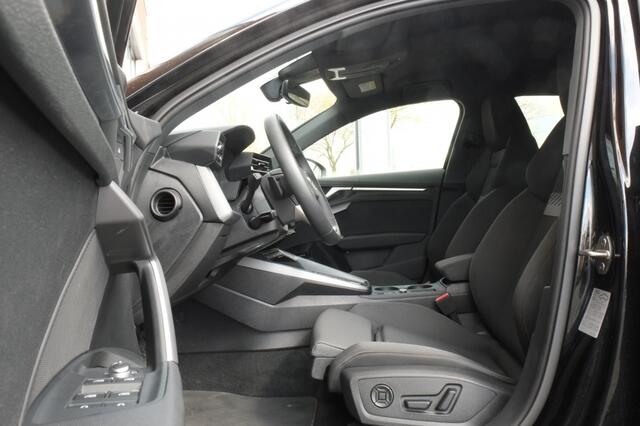 Audi A3 SPORTBACK 40 TFSI e | Sonos | Trekhaak | Head-up | Camera | Navigatie