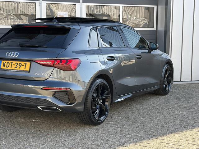 Audi A3 SPORTBACK 35 TFSI S Line Edition | Pano | LED | Parkeer sensoren | Stoel verwarming |