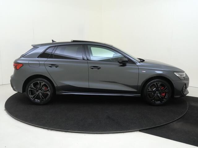 Audi A3 SPORTBACK 45 TFSI e S edition Competition