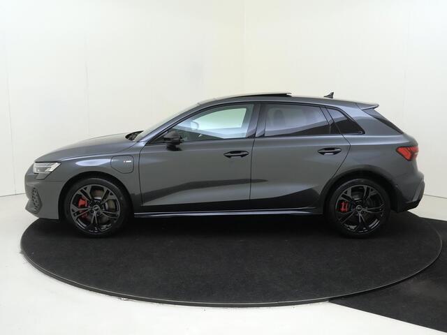Audi A3 SPORTBACK 45 TFSI e S edition Competition