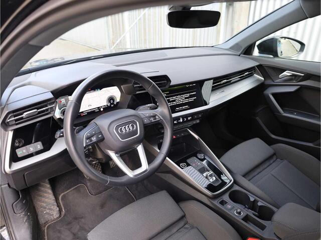 Audi A3 SPORTBACK 45 TFSI e S edition Competition S-Line | 245PK | Virtual | Keyless | Adaptive Cruise | Getint Glas | Carplay/Android |