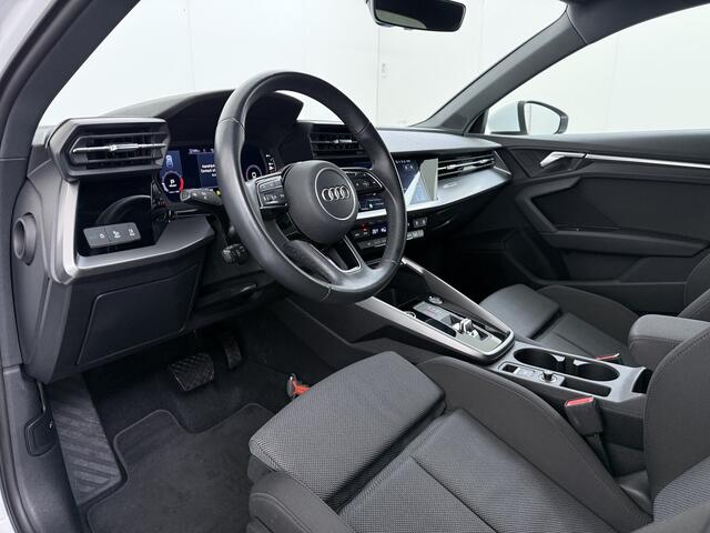 Audi A3 SPORTBACK 30TFSI m.Hybrid Automaat Apple Carplay Android Auto Adap.Cruise Navi Ecc Sportstoelen Pdc Cruise Control Advanced Edition Privacy Glas Lmv Led DAB Wifi Regensensor Rijstrooksensor Virtual Cockpit 1e Eigenaar Origineel Nederlandse Auto