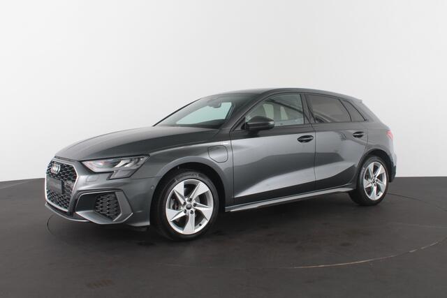 Audi A3 SPORTBACK 40 TFSI e S line > 204pk/Daytona/17inch/Sport-design (S-line)