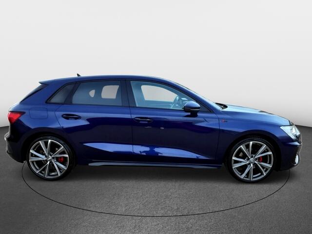 Audi A3 SPORTBACK 35 TFSI S Edition 150Pk Aut | Adaptive cruise | Privacy glass