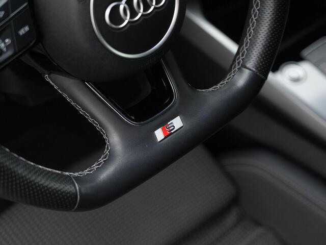 Audi A3 SPORTBACK 40 TFSI e 204 pk S-Line | Matrix LED | Navigatie | Parkeersensoren voor/achter | Carplay | Audi Drive Select